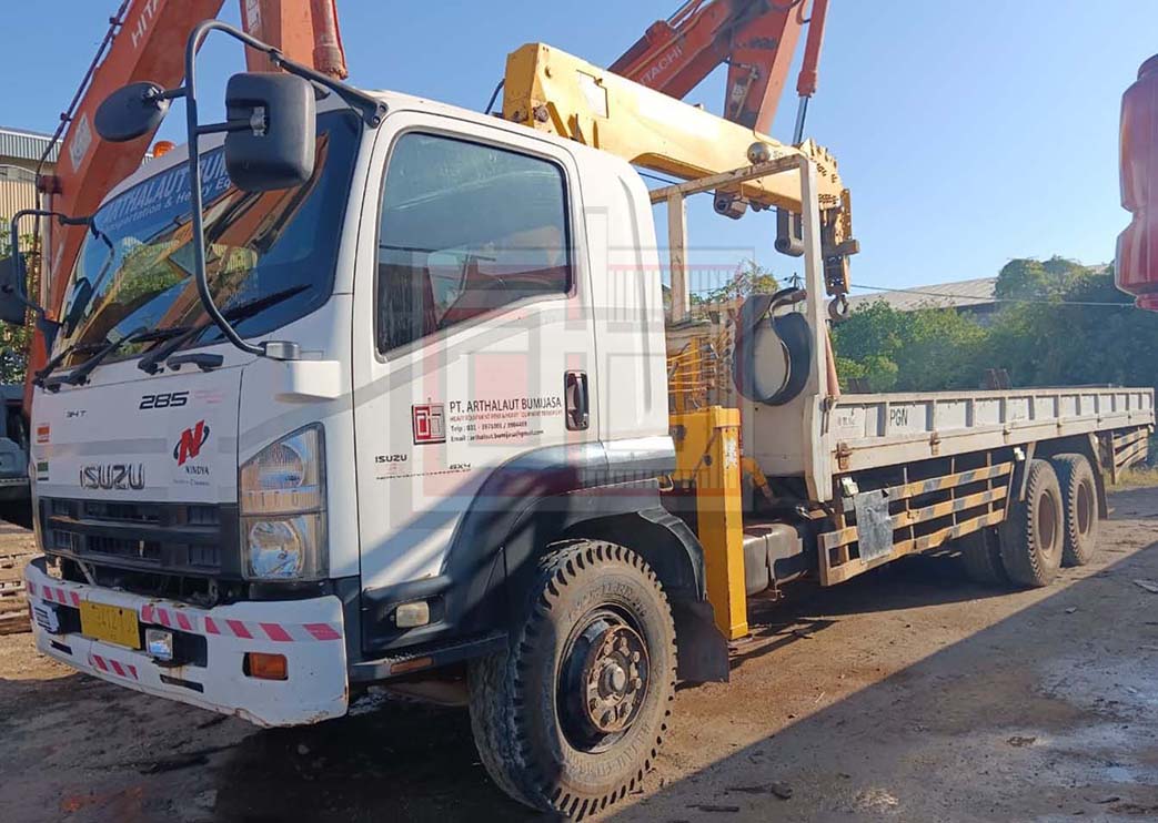 Truck Mounted Crane (TMC)